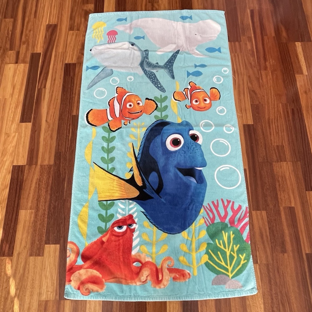 Disney Pixar Finding Dory Beach Towel 30x60 Nemo Hank Kids Swim Pool Large Bath